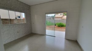 Vende-se casa em Juara MT - 02 quartos