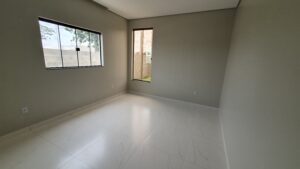 Vende-se casa em Juara MT