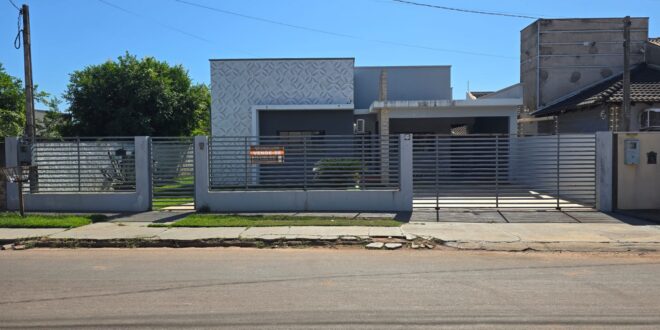 Vende-se casa financiável em Juara MT