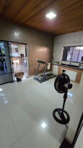 Vende-se casa financiável em Juara MT